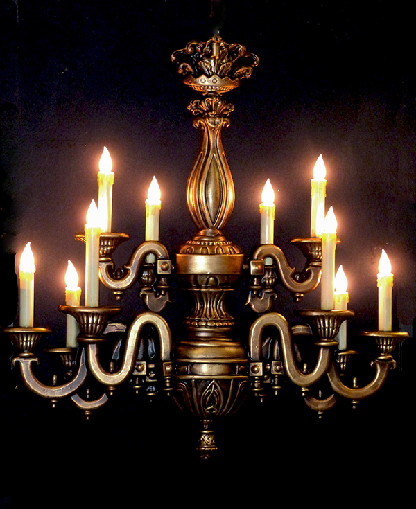 nutcracker chandelier.JPG (22999 bytes)